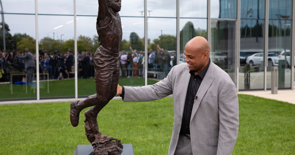 35 years later, Charles Barkley still epitomizes Philadelphia | PhillyVoice