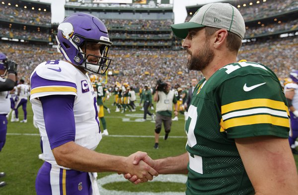 123122KirkCousinsAaronRodgers
