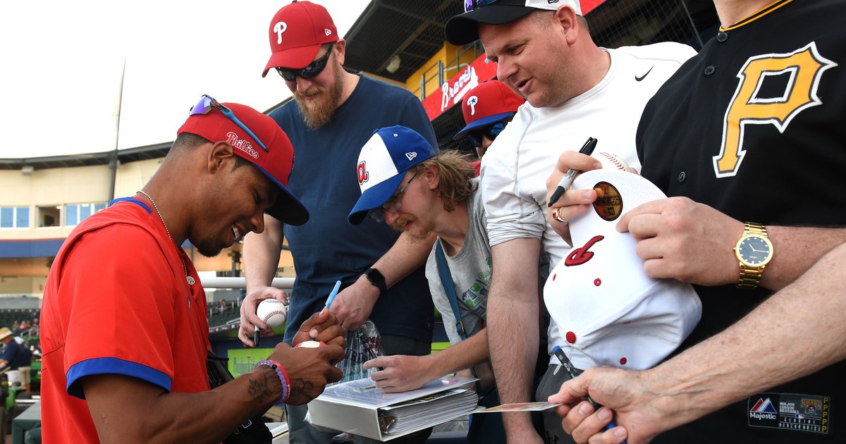 phillies spring training t shirts