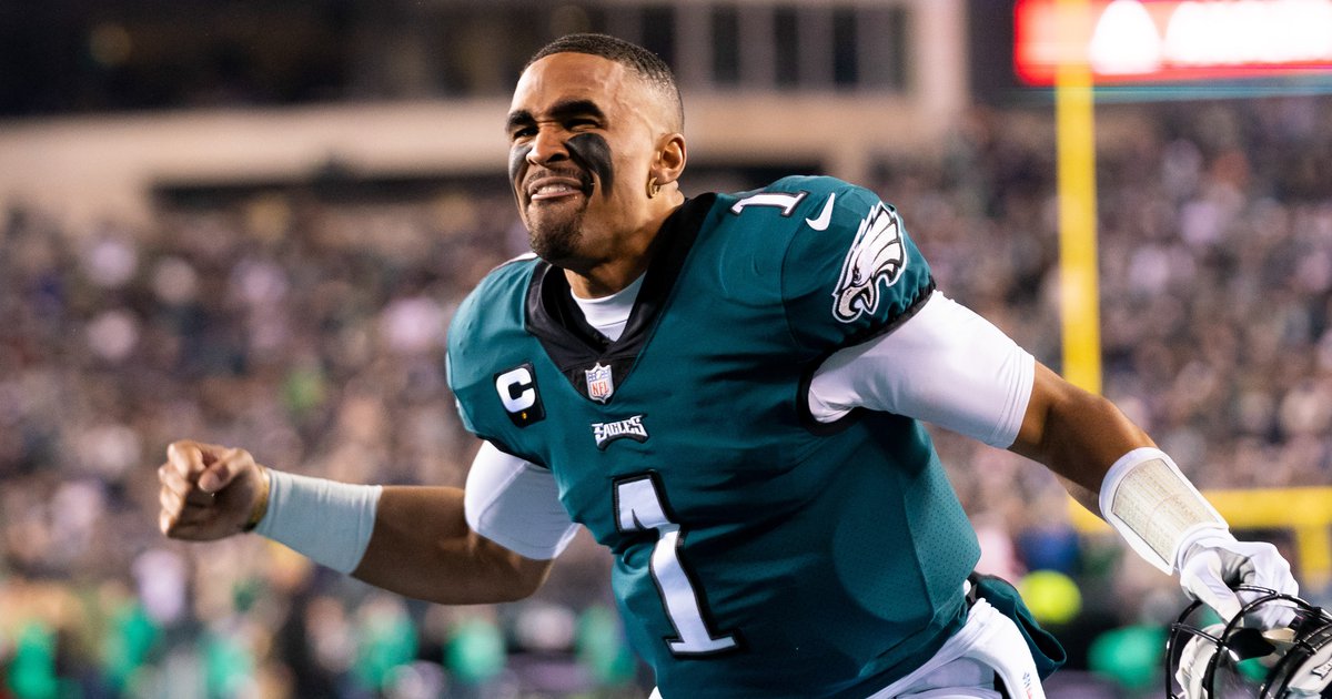 5 Eagles storylines to follow as training camp begins - Vimarsana News