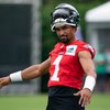 Jalen-Hurts-Eagles-Training-Camp-August-2022