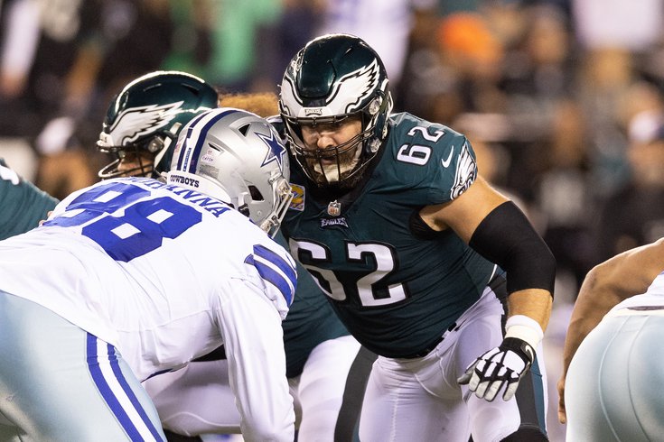 Jason-Kelce-Eagles-Cowboys-Week-6-2022-NFL.jpg