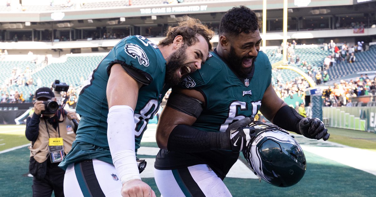 Philadelphia Eagles' Jordan Mailata warms up before a preseason NFL  football game, Thursday, Aug. 24, 2023, in Philadelphia. (AP Photo/Matt  Slocum Stock Photo - Alamy