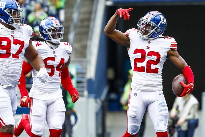 Giants can take rebuild notes from Eagles in Week 14 clash