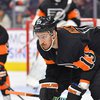 Kevin-Hayes-Faceoff-Flyers-Stars-Nov-2022-NHL.jpg