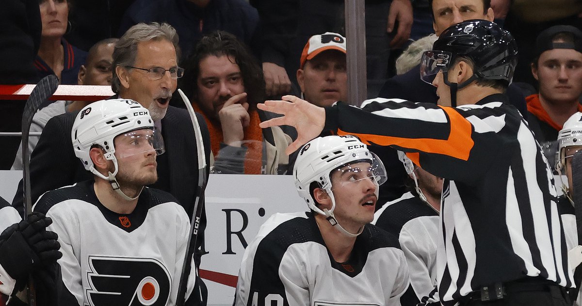 Stamkos has assist for 1,000th point, Lightning beat Flyers