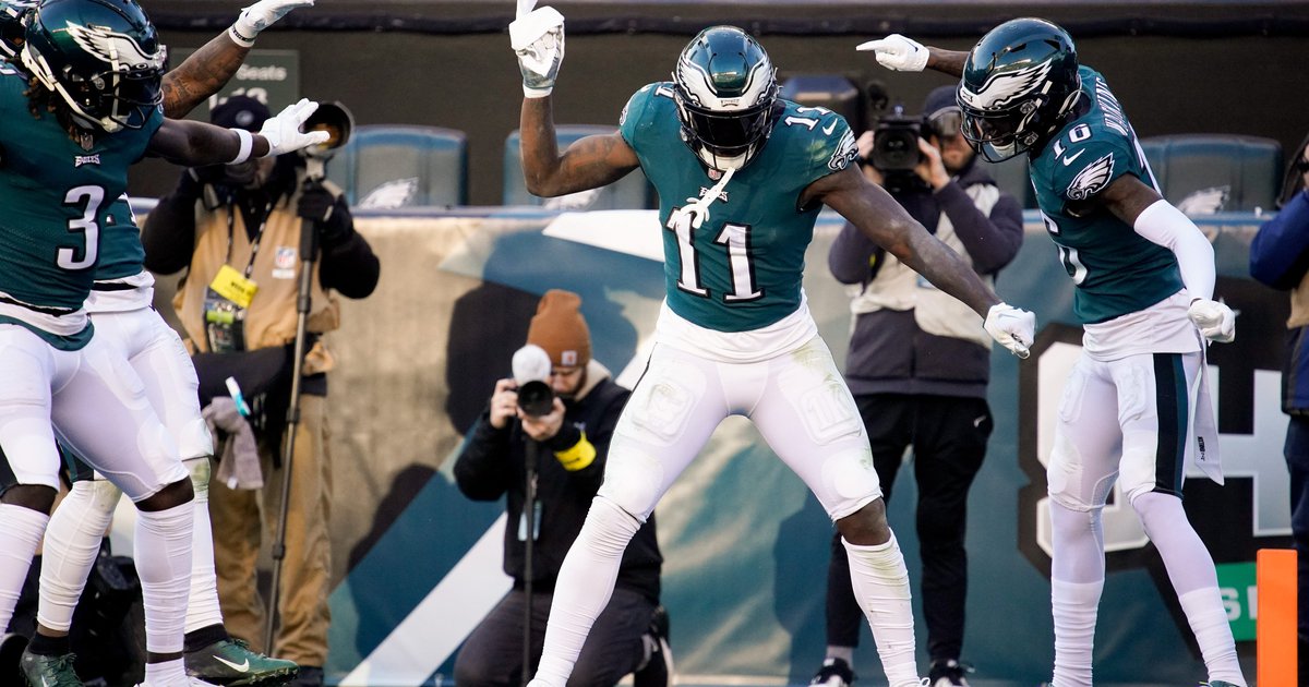 Grading Tennessee Titans' ugly, blowout loss at Philadelphia Eagles