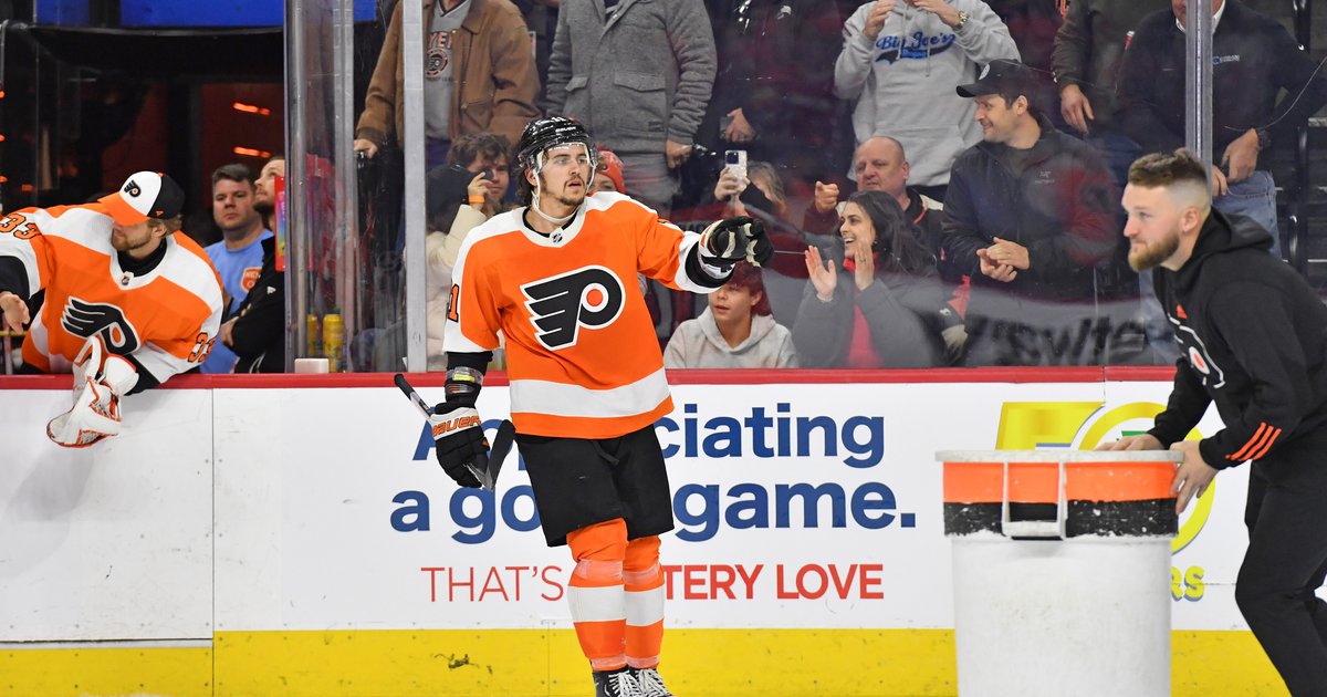 Travis Konecny scores twice as Flyers top Jackets in opener - The Rink Live