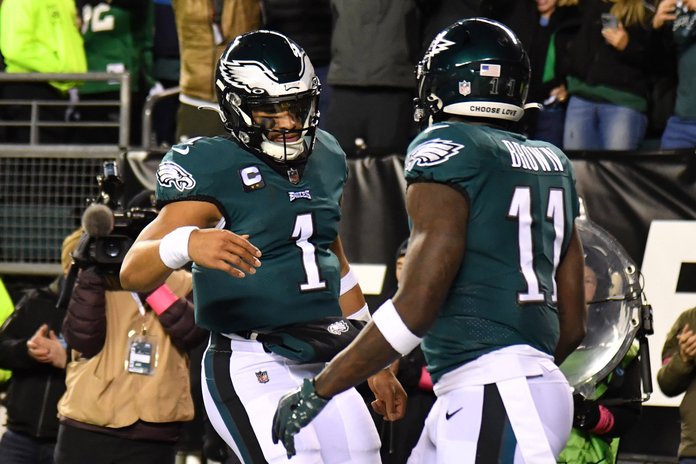 Eagles' A.J. Brown explains sideline spat with Jalen Hurts