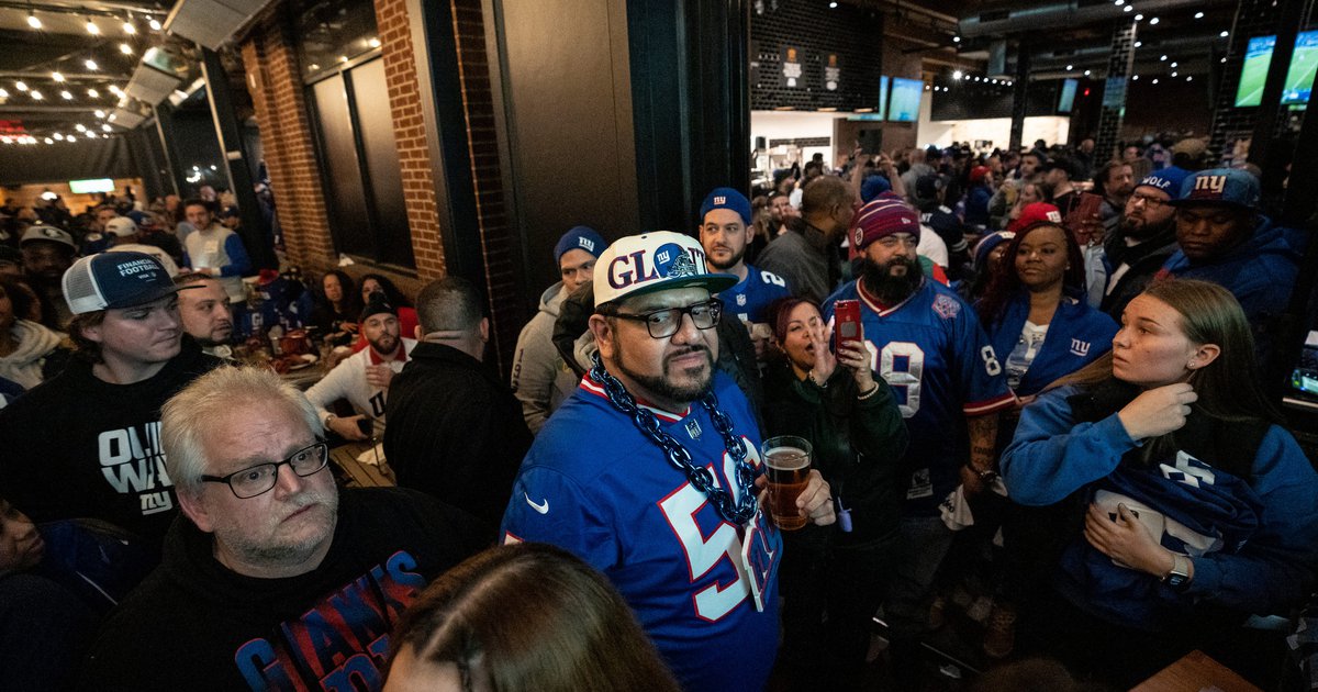 NY Giants and Eagles fans rivalry may do good with jersey burning