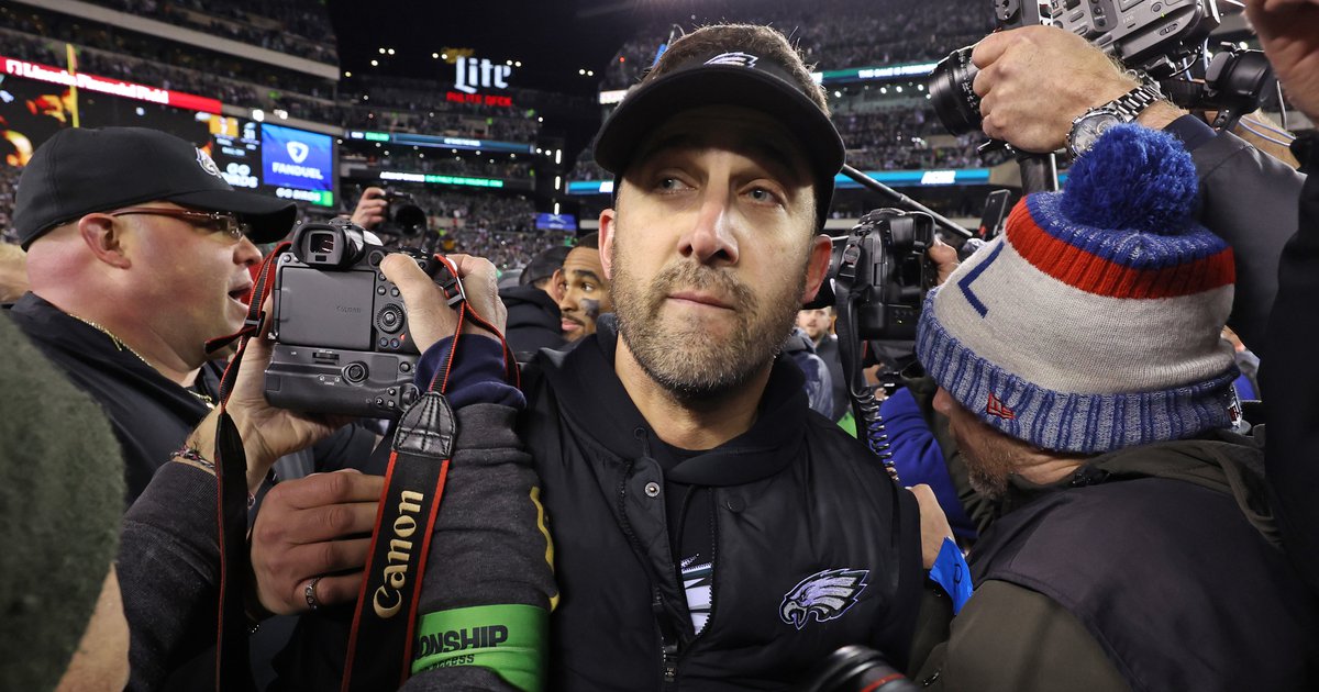 Eagles head coach Nick Sirianni in tears during Super Bowl