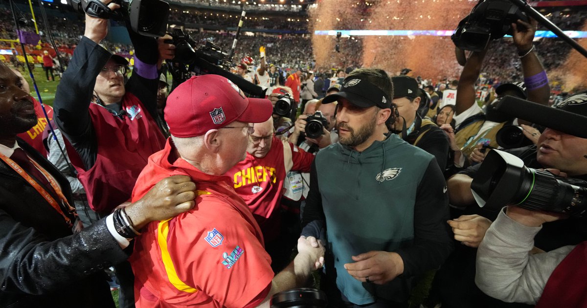 Andy Reid bans Chiefs from watching Rihanna's Super Bowl Halftime Show