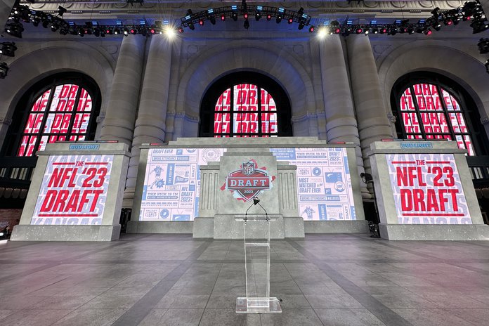 2022 NFL Draft: Day 2 live updates, Eagles analysis, and open thread