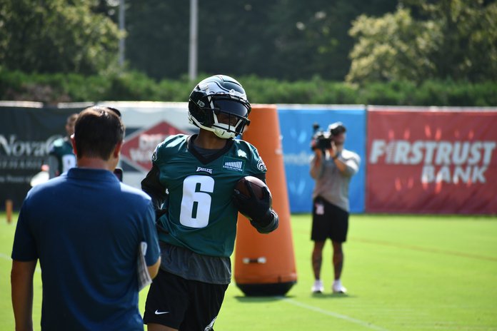 Eagles' DeVonta Smith hosts football camp in South Jersey (PHOTOS