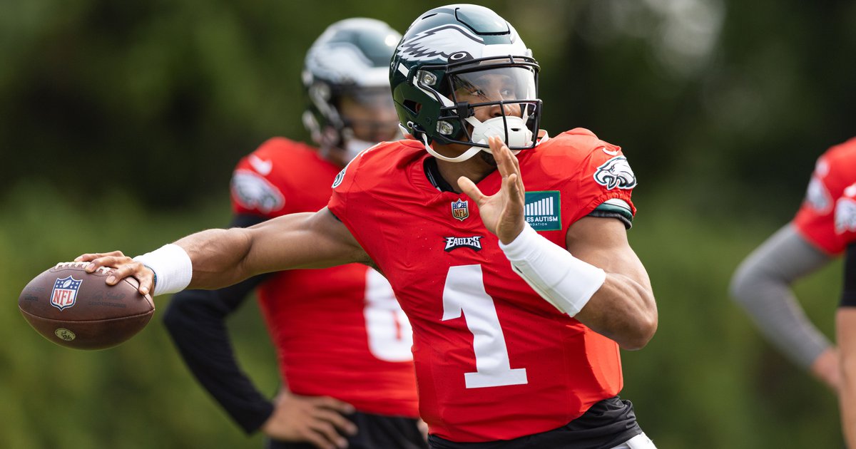 Eagles training camp: A.J. Brown feels the love immediately – The Morning  Call