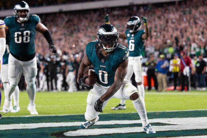 Eagles run all over Vikings, Jalen Hurts racks up three total touchdowns in  victory