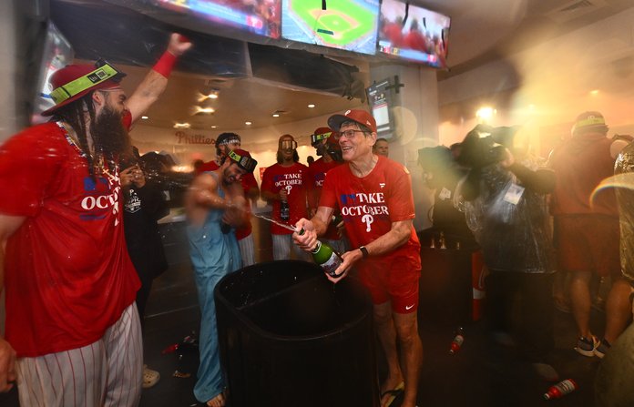 Phillies Fans Excited to Pick Up Postseason Gear After 11-Year Wait 