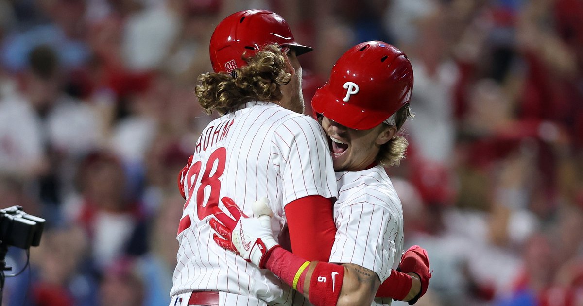 Stott's grand slam didn't just clinch the Phillies a playoff