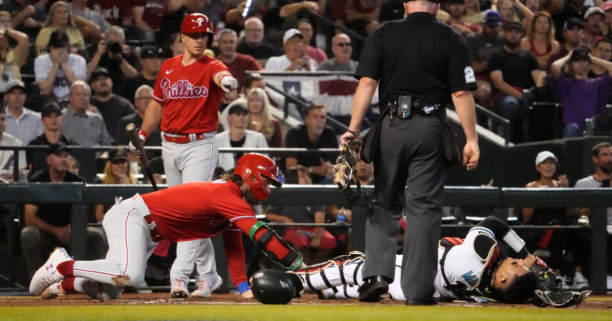 Wheeler twirls gem to lead Phillies past Padres in Game 1 of NLCS