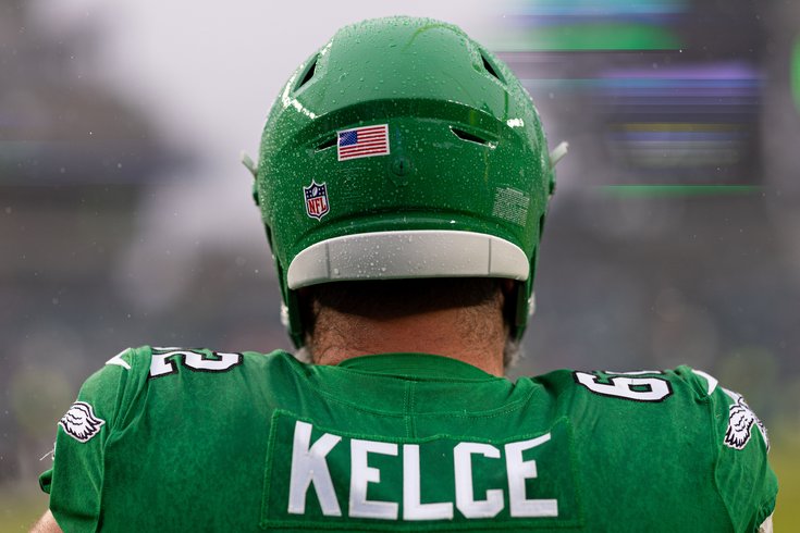 Jason-Kelce-Kelly-Green-Eagles-2023-NFL.jpg