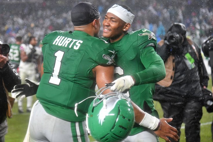 Jalen Hurts DeVonta Smith Eagles Kelly Green