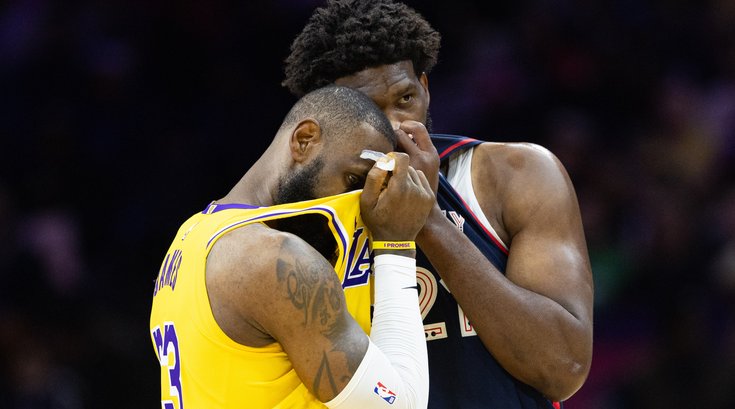 Joel-Embiid-LeBron-James-Sixers-Lakers-11.27.23-NBA.jpg