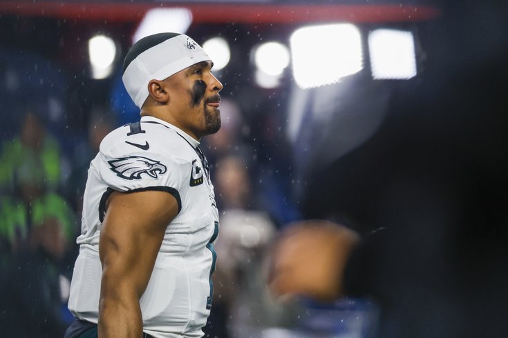 Jalen-Hurts-Warmups-Eagles-Seahawks-Week-15-2023-NFL.jpg