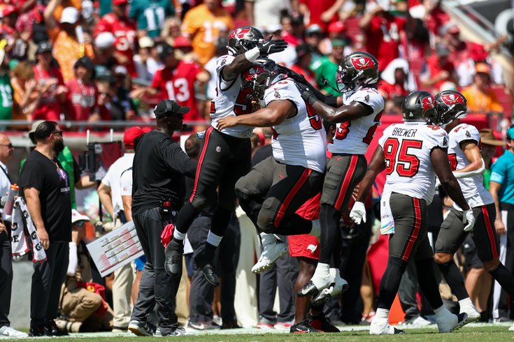 Vita-Vea-Sack-Celebration-Eagles-Bucs-Week-4-NFL-2024.jpg