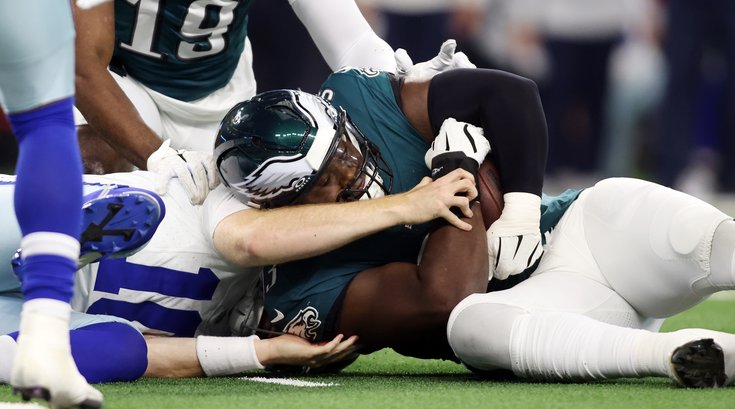 Milton-Williams-Fumble-Recovery-Eagles-Cowboys-Week-10-NFL.jpg