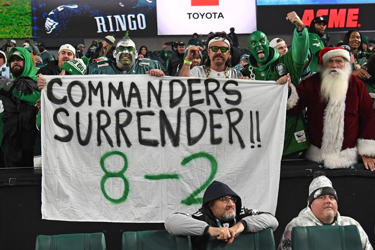 Eagles-Commanders-win-fans_111524_USAT