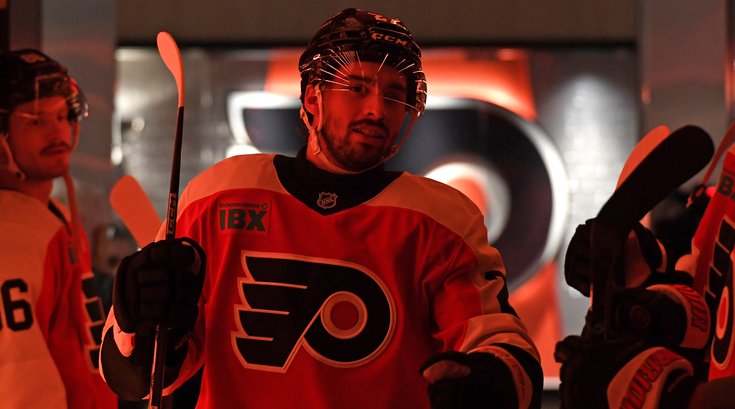 Noah-Cates-Flyers-Tunnel-Wells-Fargo-Center-2024-NHL.jpg