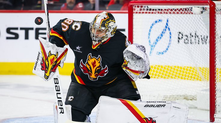 Dan-Vladar-Flames-Save-2024-25-NHL.jpg