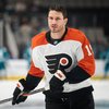Garnet-Hathaway-Flyers-Sharks-2024-25-NHL.jpg