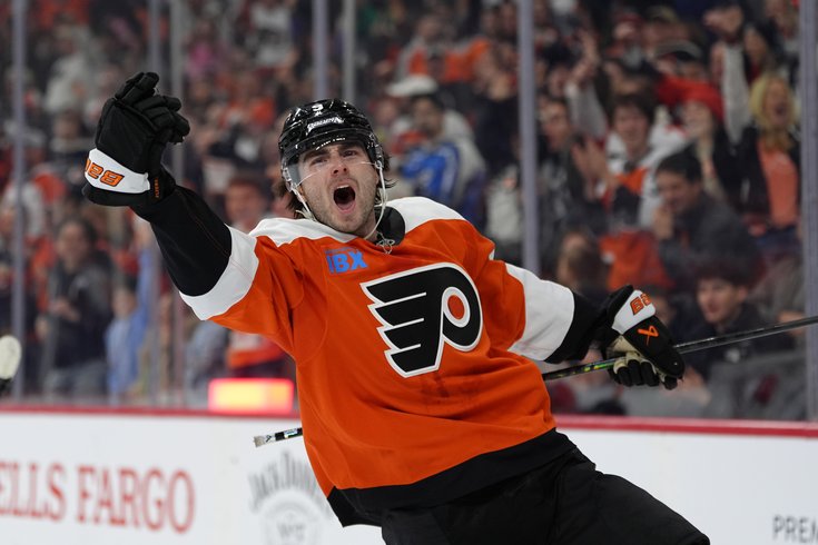 Jamie-Drysdale-Flyers-Ducks-Goal-1.11.24-NHL.jpg