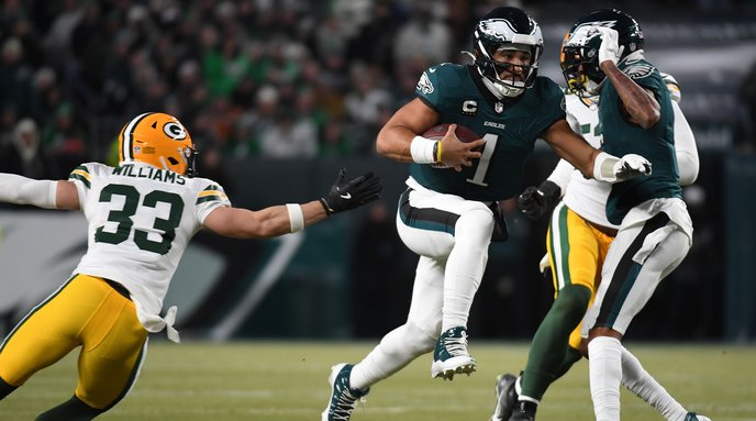 Jalen-Hurts-Run-Eagles-Packers-Wild-Card-NFL.jpg