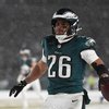 Saquon-Barkley-Snow-Touchdown-Playoffs-Eagles-2024.jpg
