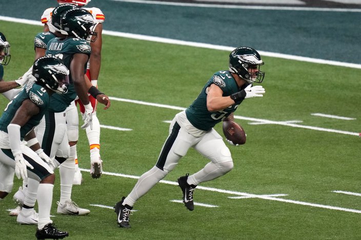 Zack-Baun-Eagles-Super-Bowl-59-Interception-NFL.jpg