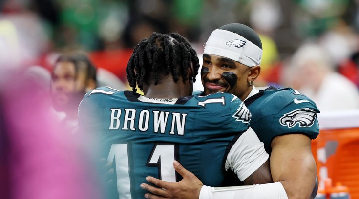 060226AJBrownJalenHurts