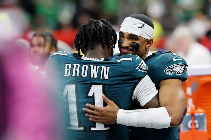 060226AJBrownJalenHurts