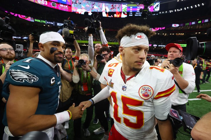 091125JalenHurtsPatrickMahomes