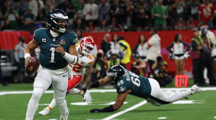 090325JalenHurtsChiefs