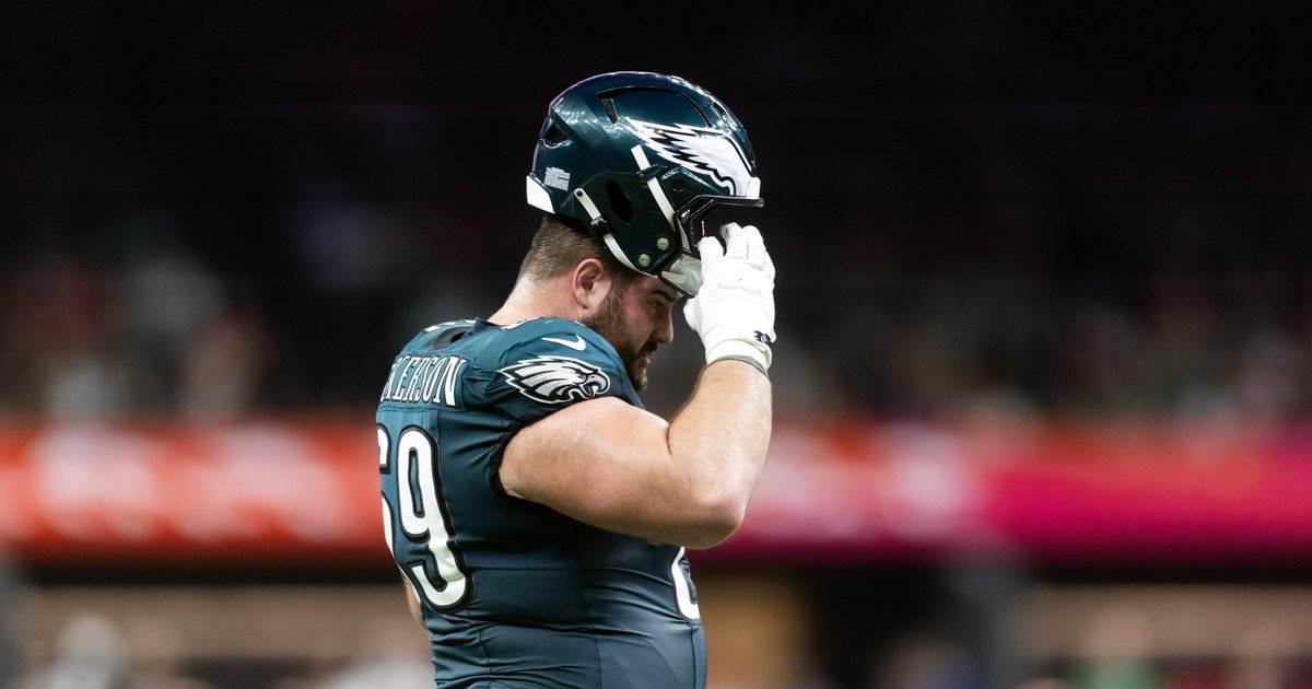 Report: Eagles agree to contract adjustment with Landon Dickerson