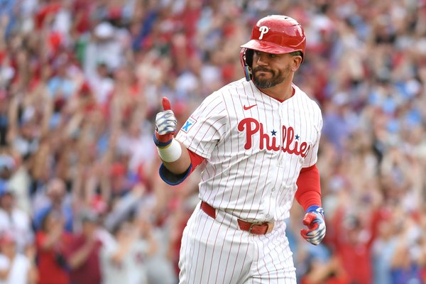 Kyle-Schwarber-Phillies-opener_033125