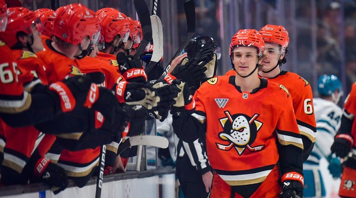 Trevor-Zegras-Anaheim-Ducks-4.1.25-NHL.jpg