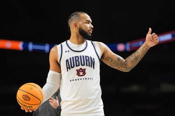 Johni-Broome-Sixers-76ers-NBA-Draft_062625