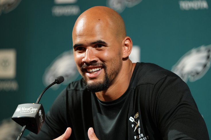 Zack-Baun-Eagles-Minicamp-Press-Conference-6.10.2025-NFL.jpg