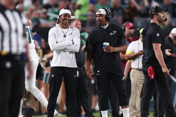 081625JalenHurtsDeVontaSmith