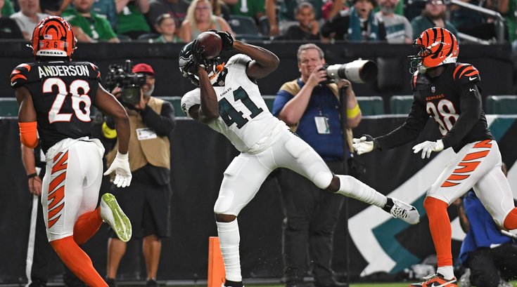 Darius-Cooper-TD-Eagles-Bengals-8.7.25-NFL.jpg