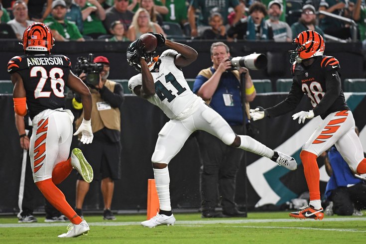 Darius-Cooper-TD-Eagles-Bengals-8.7.25-NFL.jpg