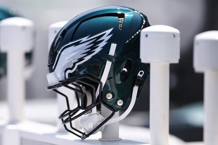 Eagles-Helmet-Preseason-2025.jpg